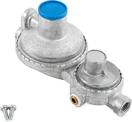 Camco Vertical 2-Stage Propane Regulator