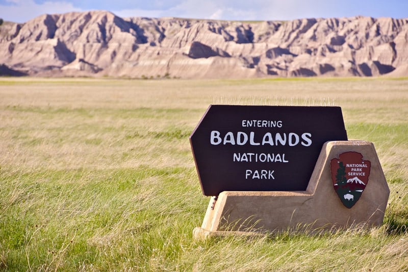 badlands national park entrance sign