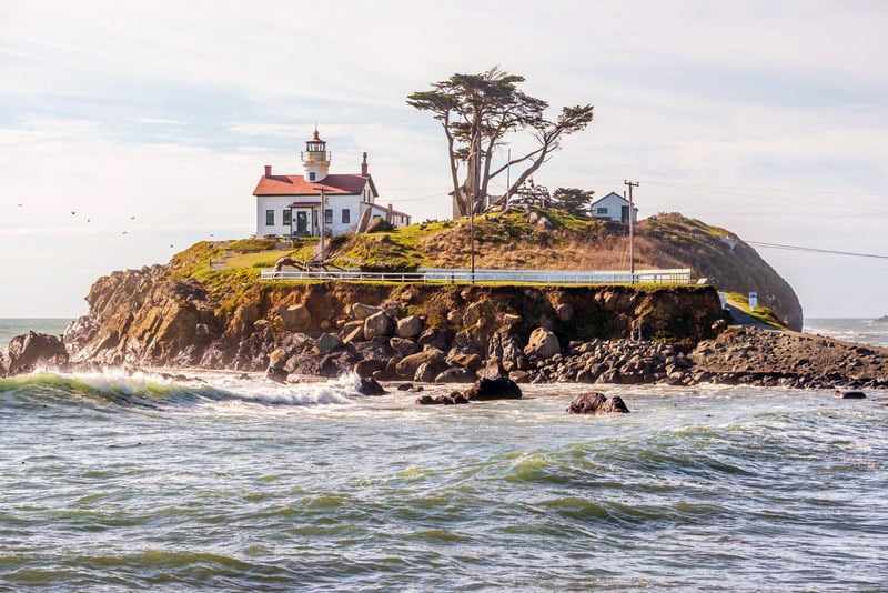 battery point lighthouse at redwood national park
