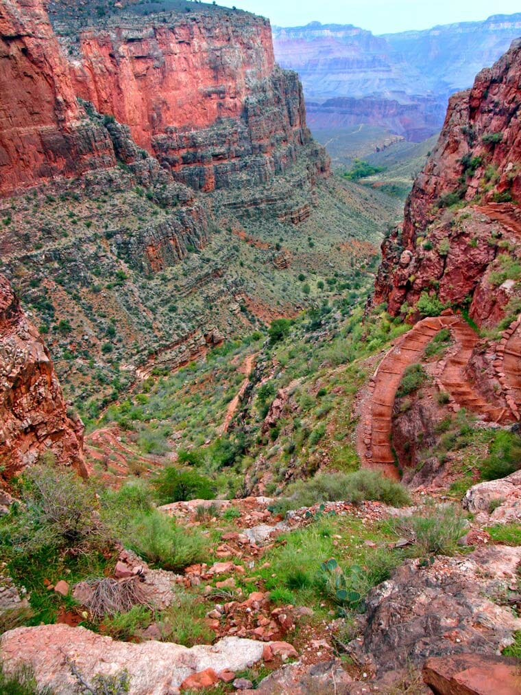 Hiking down bright angel trail in Grand Canyon National Park