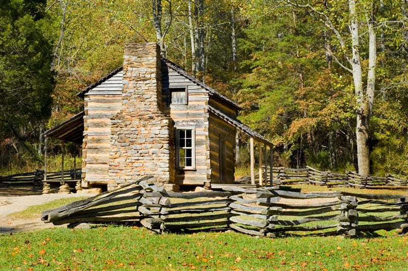 cabin at cades cove campground in great smoky mountains national park