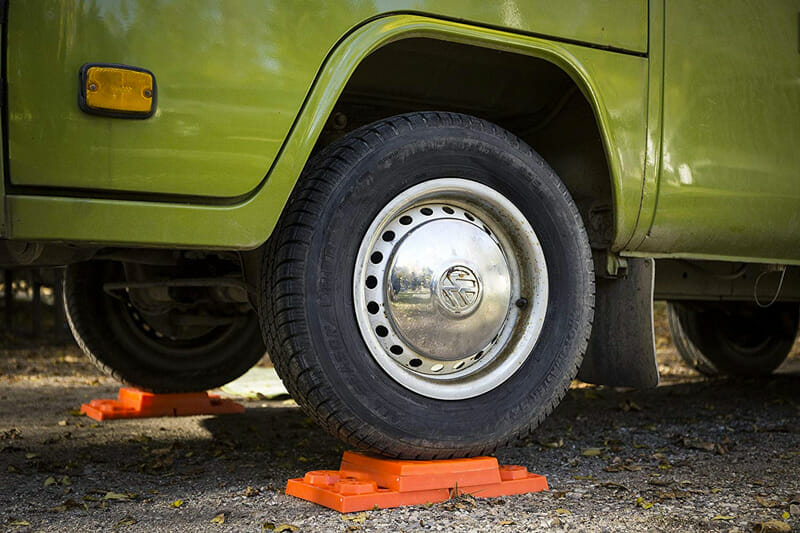 Camper van wheel leveling blocks