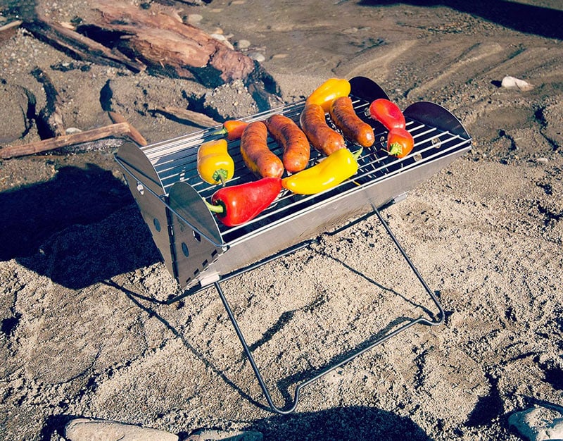 Collapsible, portable campfire grill