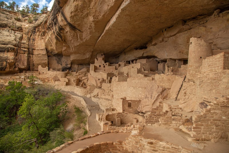 mesa verde cliff dwellings in colorado national park