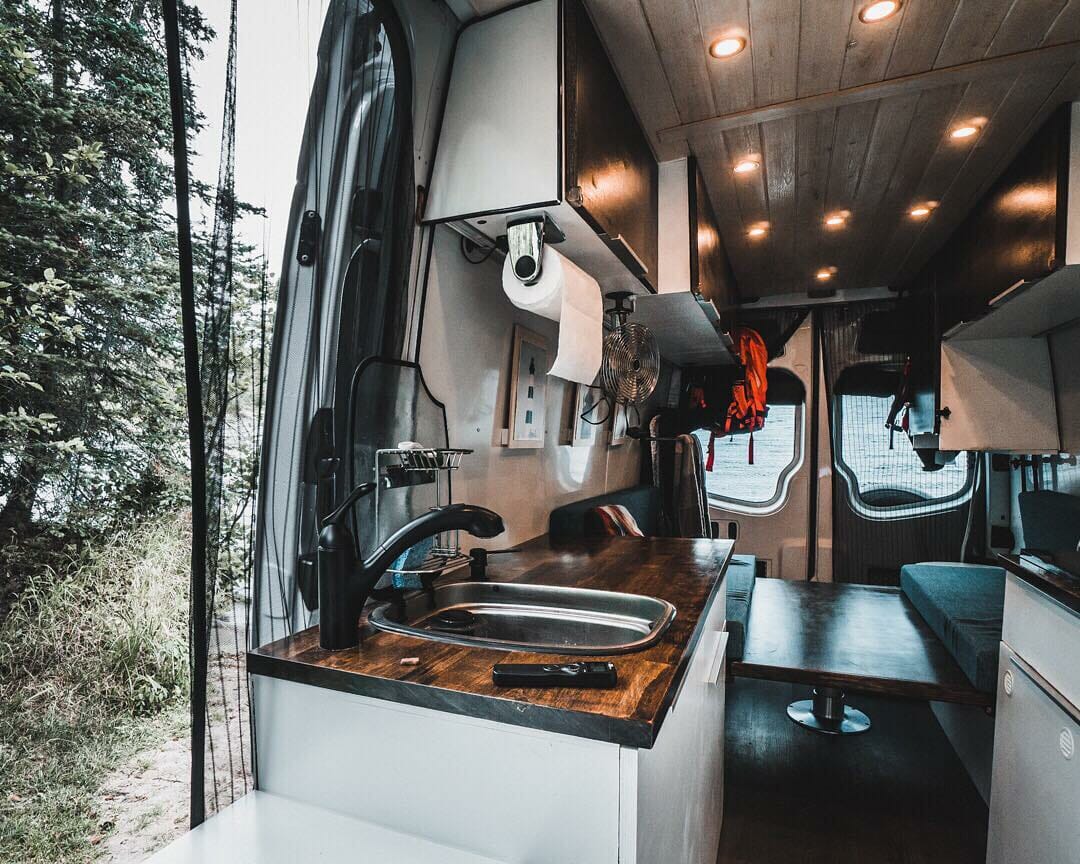 diy mercedes van conversion