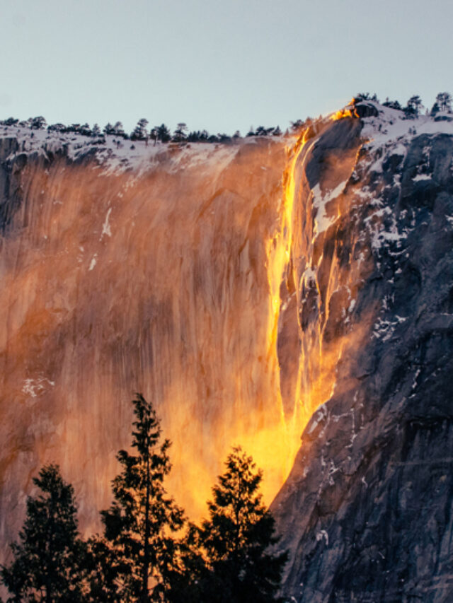 horsetail firefall in yosemite national park in winter