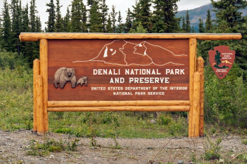 entrance to denali national park in alaska