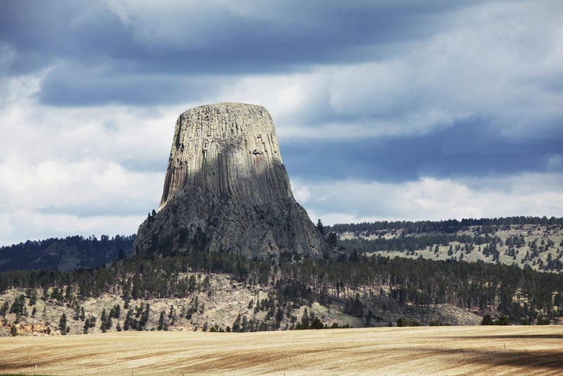 devil's tower national monument in wyoming