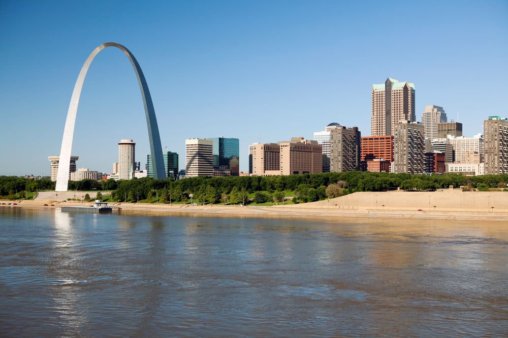 gateway arch at the missouri national park