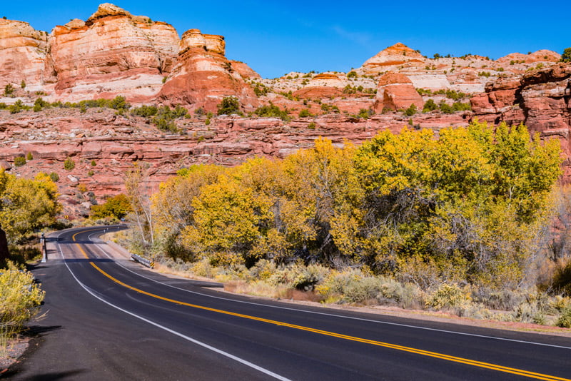 driving to hole in the rock in grand staircase escalante national monument