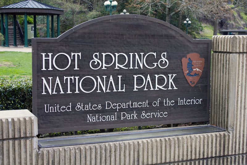 entrance sign to hot springs national park in arkansas