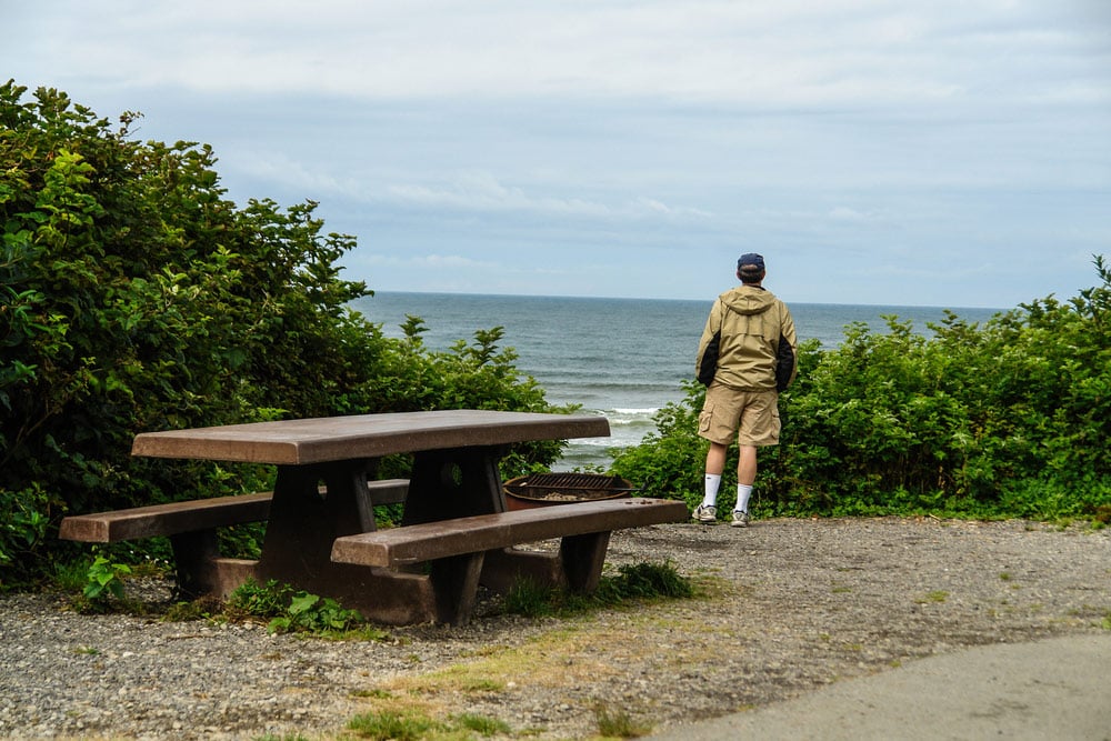 camping at kalaloch campground overlooking the pacific ocean in olympic national park