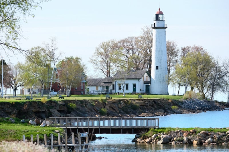 michigan park lighthouse next to the lake