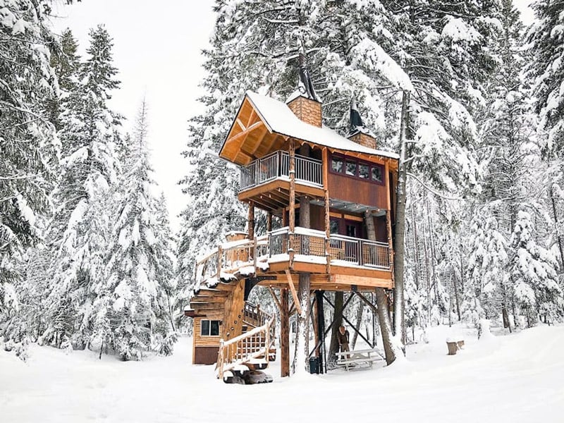 luxury camping in a montana treehouse