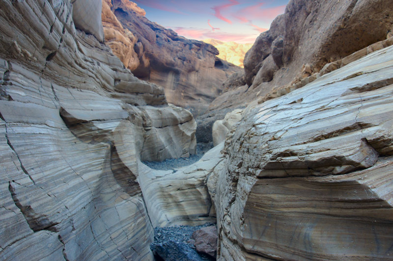 hiking in mosaic canyon death valley national park