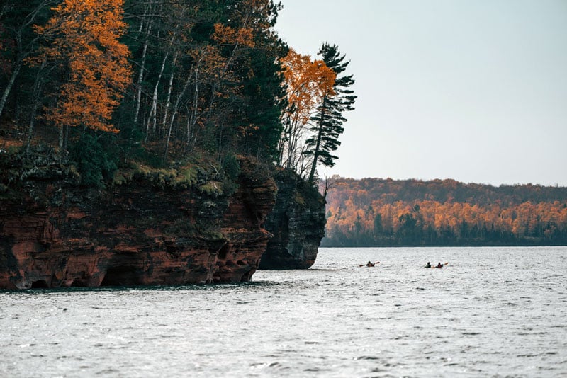 kayaking in apostle islands national park wisconsin