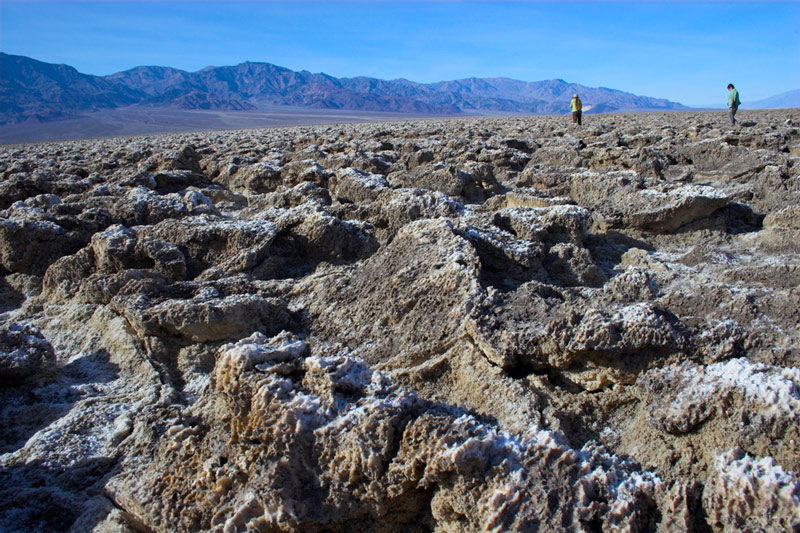 devil's golf course in death valley national park nevada