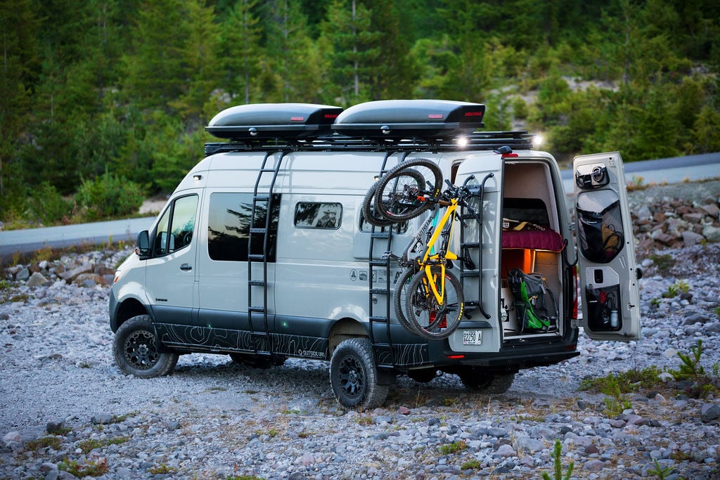 Building Diy Sprinter Van Campers And Conversions Mercedes - Diy Camper Van Supplies