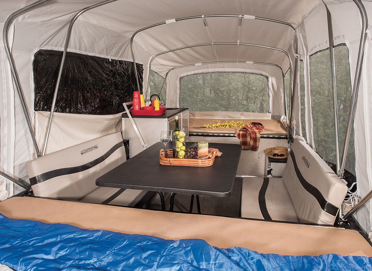 Family pop up camper