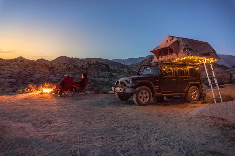 Roof top jeep camping tent
