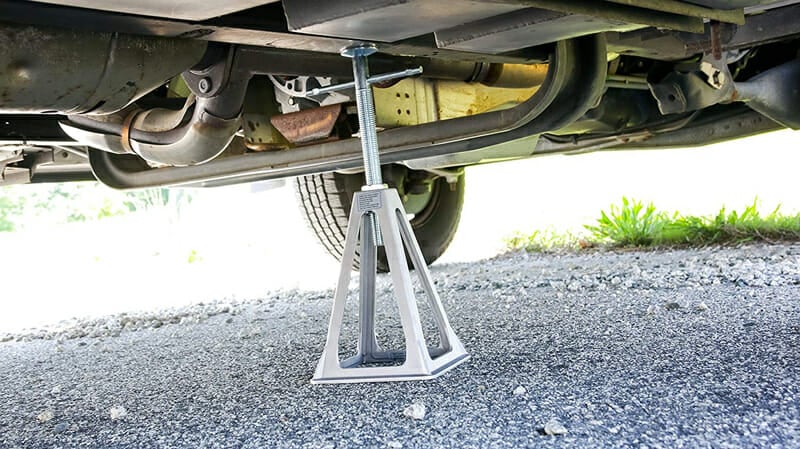 rv stabilizers to prevent sway and bouncing in a camper