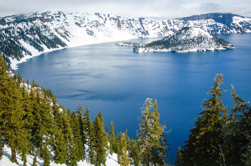 snow at crater lake national park in oregon