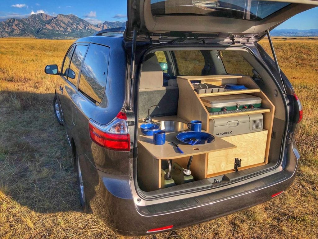 van life in a toyota sienna minivan camper