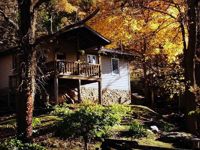 treehouse glamping cabin for rent in nc