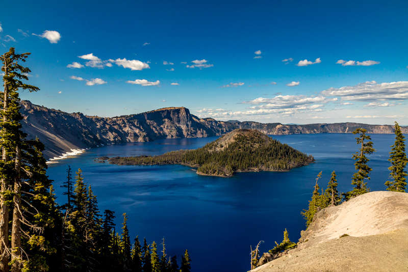 wizard island in crater lake national park oregon