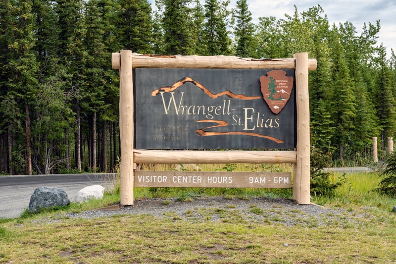 entrance to wrangell st elias national park